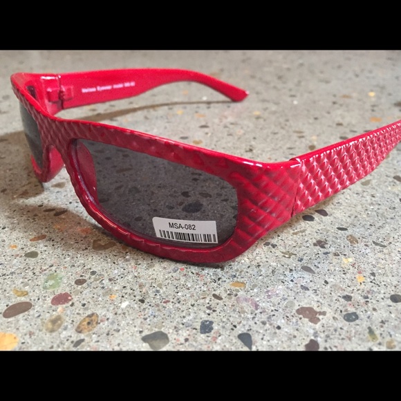 Choose 1 "Quilted" Sunglasses Melissa Eyewear - Picture 6 of 16